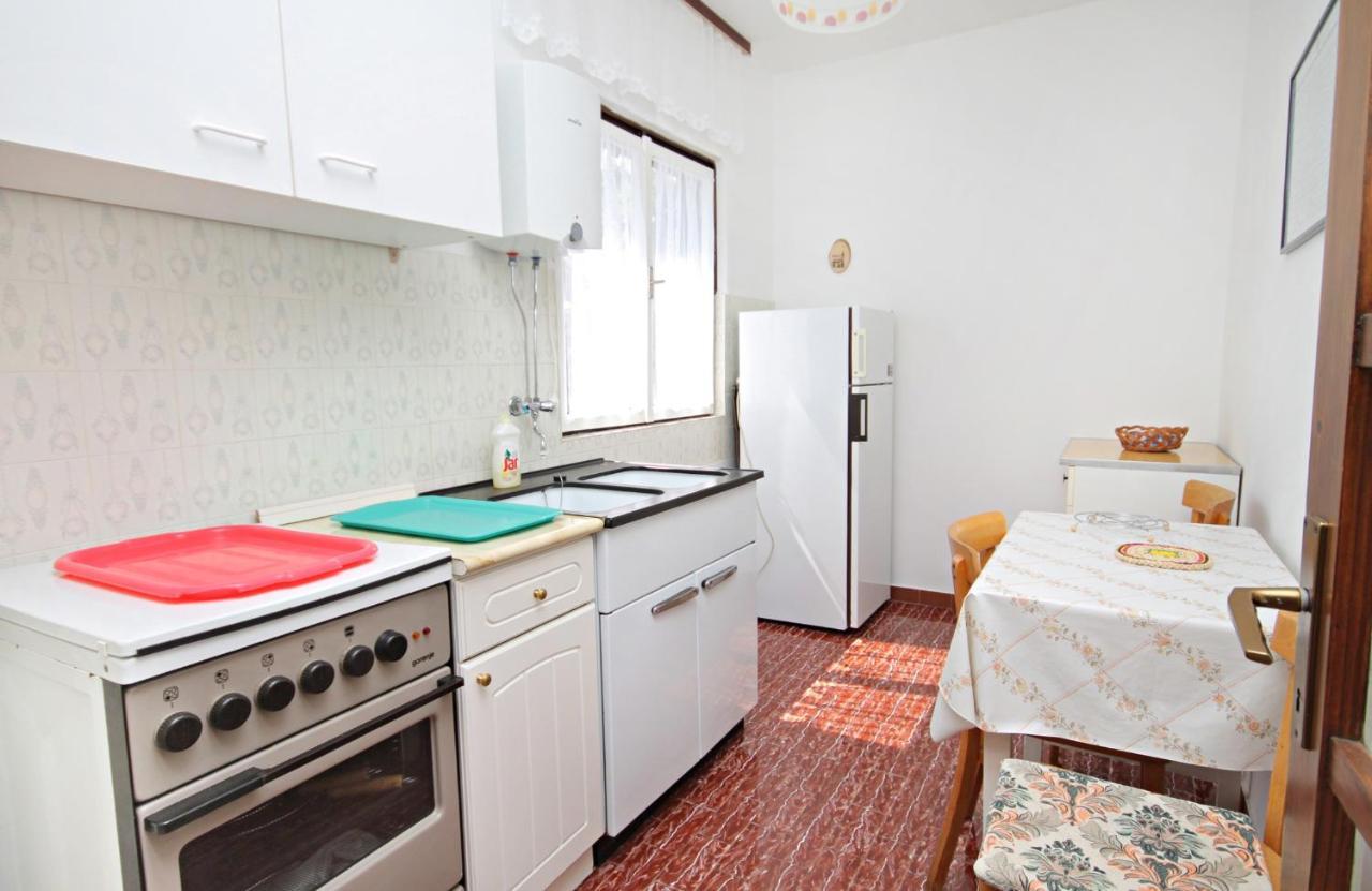 Apartment Krk 5318A Крк Экстерьер фото